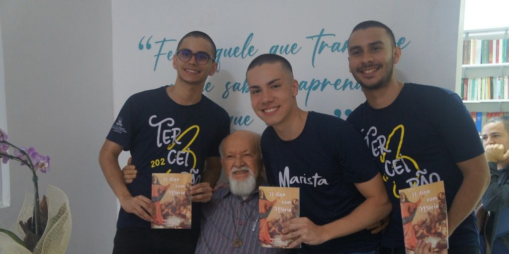 Marista Nossa Senhora de Nazaré inaugura nova biblioteca