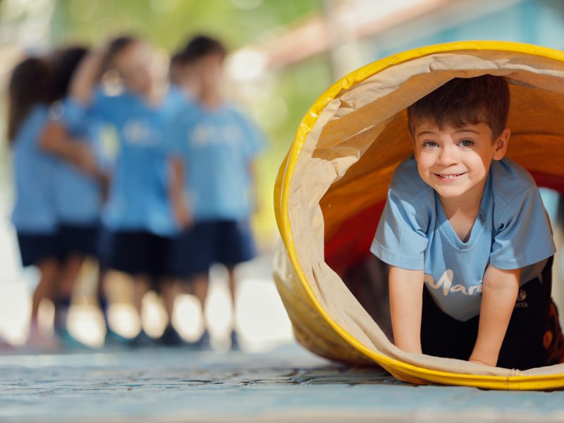 Colégio Singular investe em ensino bilíngue do infantil ao médio